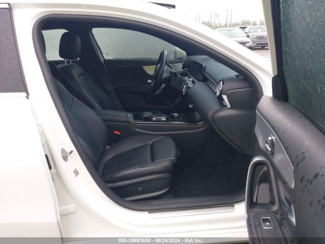 W1K3G4EB8LJ220727 Mercedes-Benz A 220