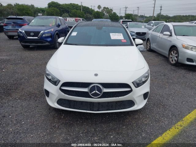 W1K3G4EB8LJ220727 Mercedes-Benz A 220