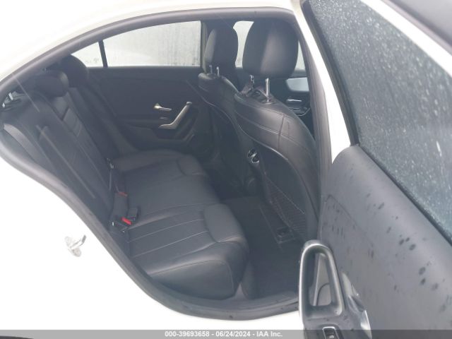 W1K3G4EB8LJ220727 Mercedes-Benz A 220