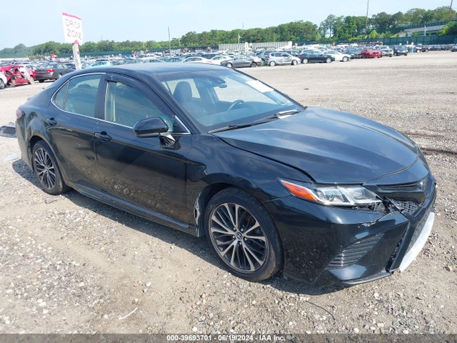 Toyota CAMRY SE 2018 JTNB11HK3J3051456 zdjęcie główne