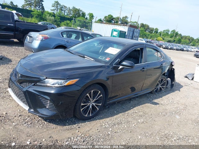 Toyota CAMRY SE 2018 JTNB11HK3J3051456 Image 2