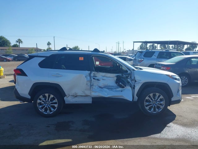 Toyota Rav4 Xle Premium 2024 2T3C1RFV3RW301436 Image 13