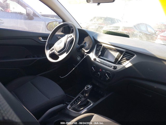Hyundai ACCENT SE 2019 3KPC24A38KE088104 Image 5
