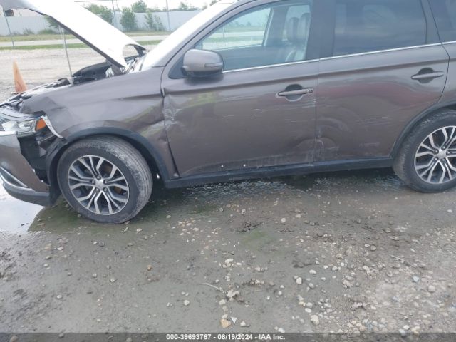 JA4AZ3A32HZ029568 Mitsubishi Outlander Sel