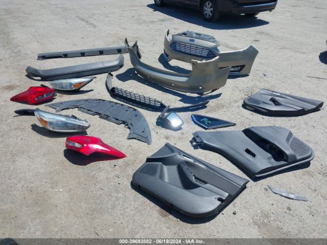 1FADP3N27GL285335 Ford Focus Titanium