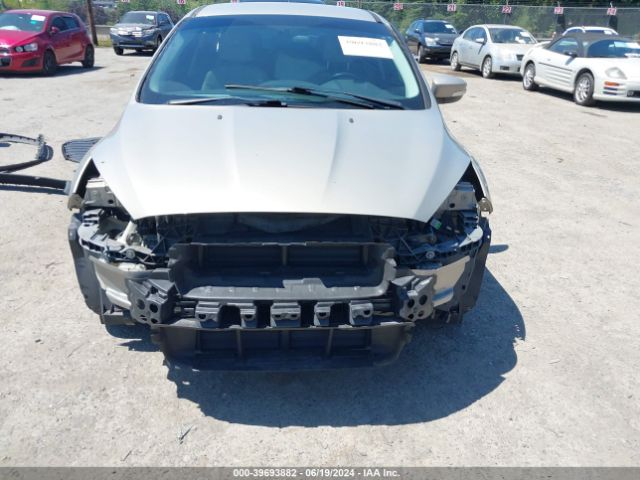 1FADP3N27GL285335 Ford Focus Titanium