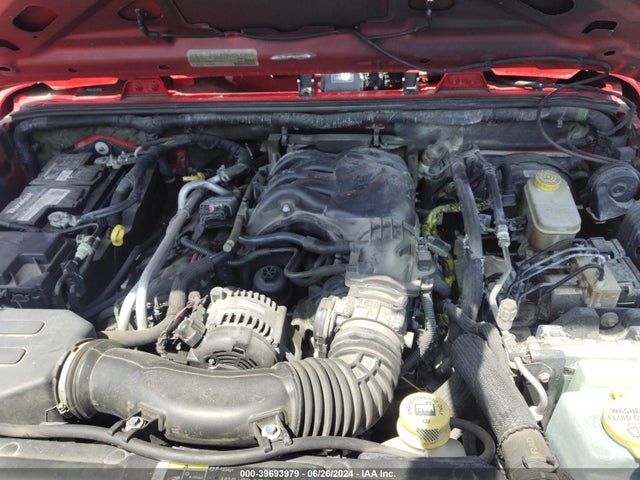 1C4BJWDG8HL630083 Jeep Wrangler Unlimited Sport 4x4