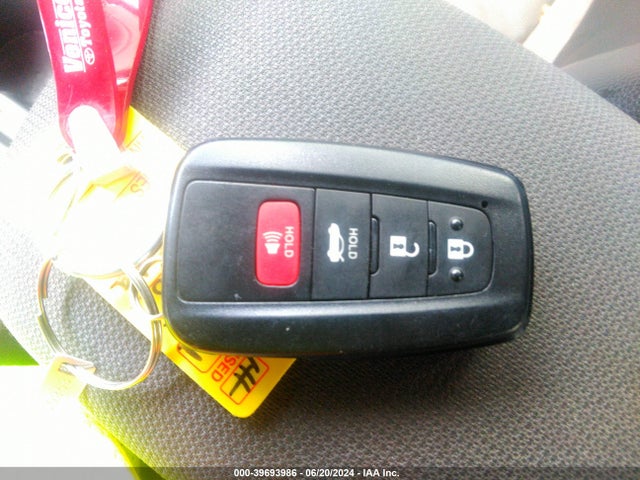 JTDEAMDE3NJ059884 Toyota Corolla Hybrid Le