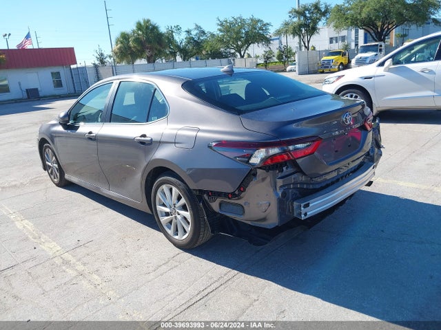 Toyota CAMRY LE 2024 4T1C11AK4RU860629 Image 3