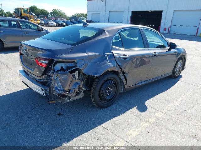 Toyota CAMRY LE 2024 4T1C11AK4RU860629 Image 4