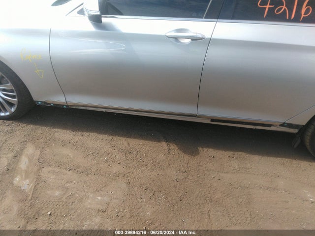 Hyundai Genesis 5.0 2015 KMHGN4JF1FU028834 Image 18