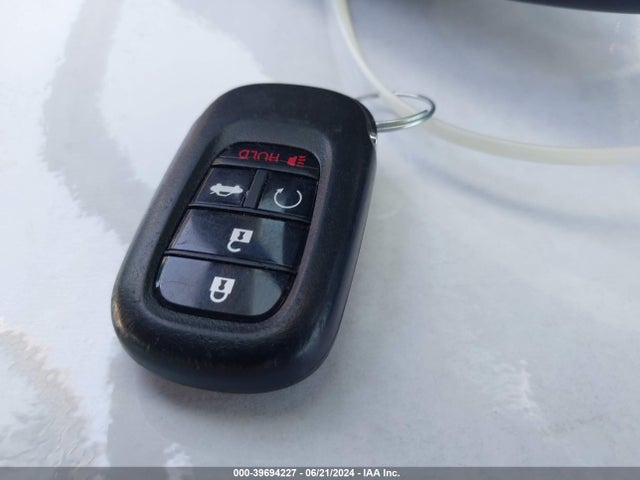 Honda Civic Touring 2022 2HGFE1F92NH315801 Image 11