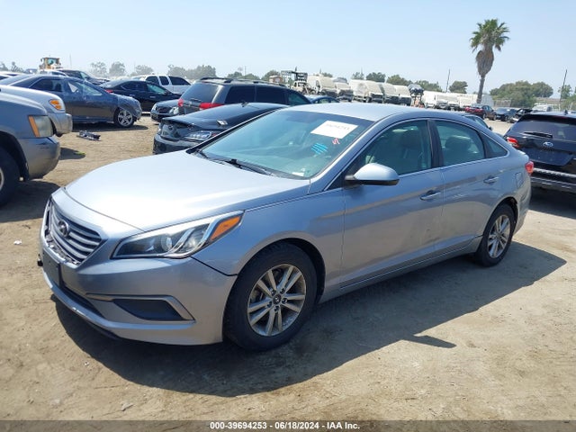 Hyundai Sonata 2017 5NPE24AF1HH543303 Image 2