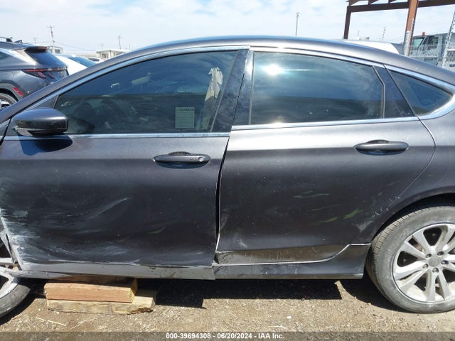 1C3CCCAB8FN667422 Chrysler 200 Limited