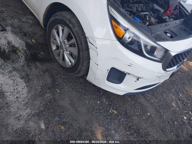 KIA SEDONA LX 2016 KNDMB5C1XG6089466 Image 13