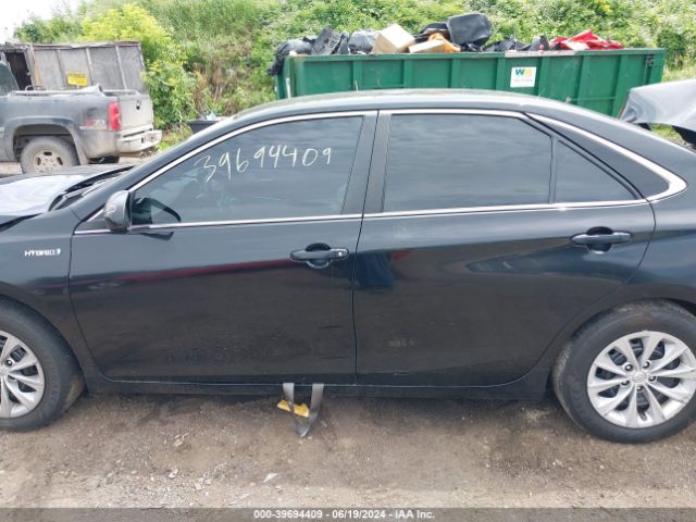 4T1BD1FK0GU191946 Toyota Camry Hybrid Le