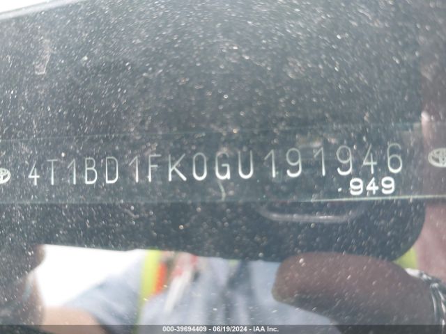 4T1BD1FK0GU191946 Toyota Camry Hybrid Le