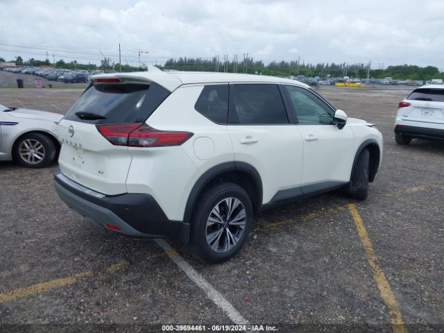 JN8BT3BA7PW434144 Nissan Rogue Sv Fwd