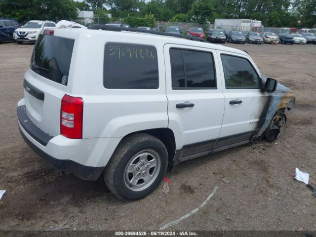 1C4NJPBB1GD603228 Jeep Patriot Sport