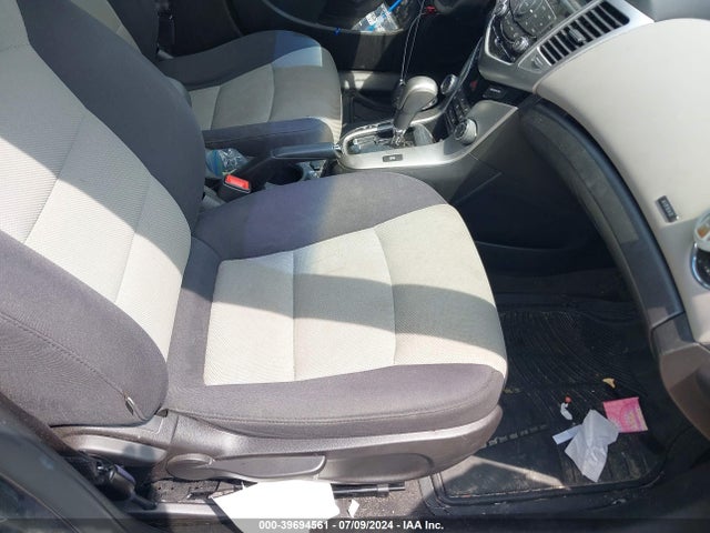 Chevrolet Cruze Ls Auto 2014 1G1PA5SG2E7458438 Image 5