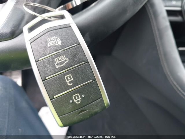 KMTG34LE4KU012623 Genesis G70 3.3t Advanced