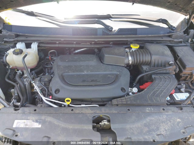 2C4RC1DG0MR551360 Chrysler Voyager Lxi
