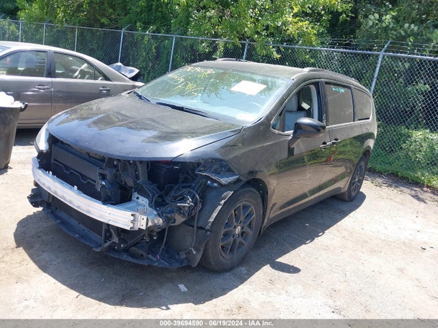 2C4RC1DG0MR551360 Chrysler Voyager Lxi