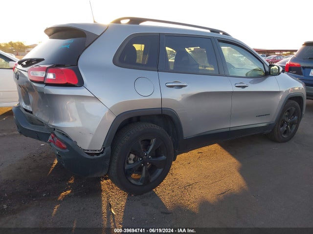 1C4PJLCB6GW166931 Jeep Cherokee Altitude