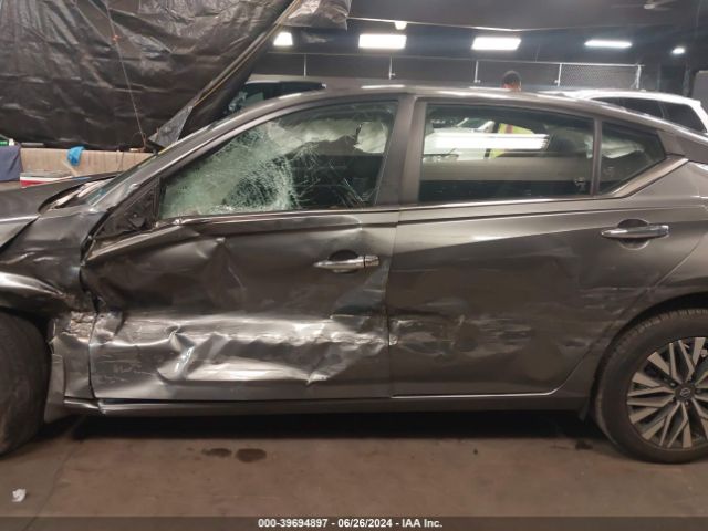 1N4BL4DW2PN381262 Nissan Altima Sv Intelligent Awd