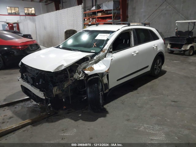 KIA Niro Lxs 2020 KNDCB3LC1L5374297 Image 2