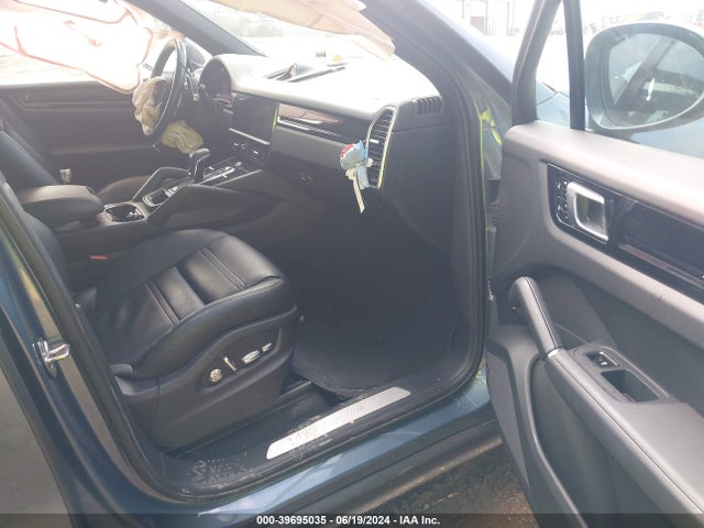2020 PORSCHE CAYENNE WP1AA2AY7LDA06150 Photo 4