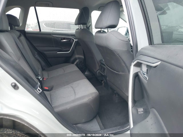 Toyota Rav4 Xle 2022 2T3W1RFV2NW208902 Image 8