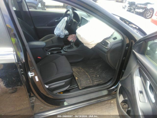 KMHH35LE2JU038088 Hyundai ELANTRA GT