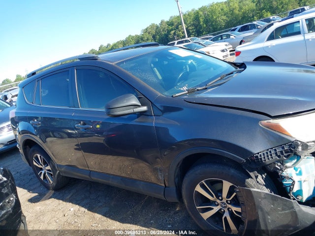 Toyota Rav4 Xle 2017 JTMWFREV8HD095655 Image 13