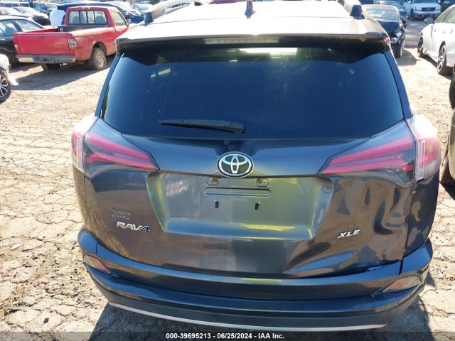 Toyota Rav4 Xle 2017 JTMWFREV8HD095655 Image 16