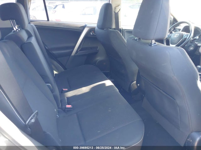 Toyota Rav4 Xle 2017 JTMWFREV8HD095655 Image 8