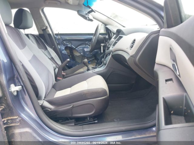 1G1PB5SH9E7199145 Chevrolet Cruze Ls Manual