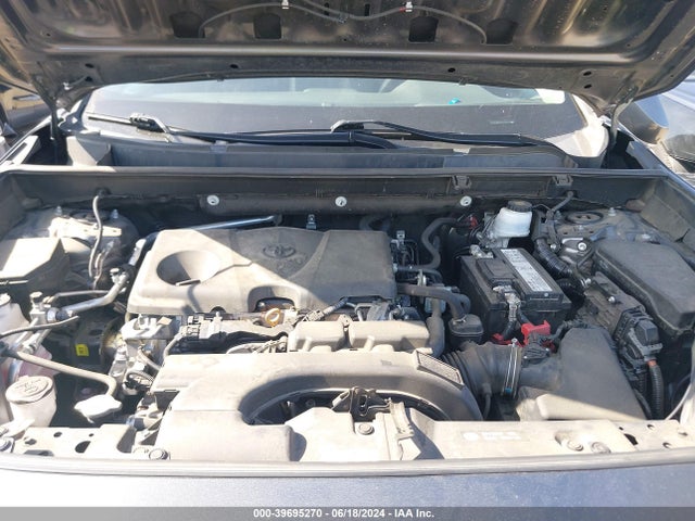 Toyota RAV4 LE 2019 2T3K1RFV7KC013714 Image 10