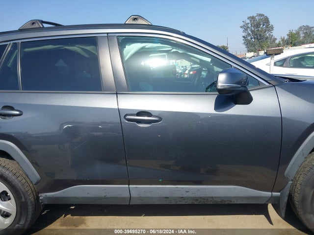 Toyota RAV4 LE 2019 2T3K1RFV7KC013714 Image 13