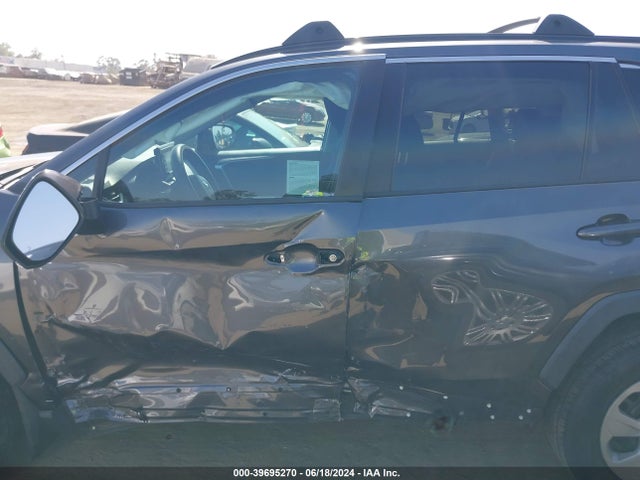 Toyota RAV4 LE 2019 2T3K1RFV7KC013714 Image 14