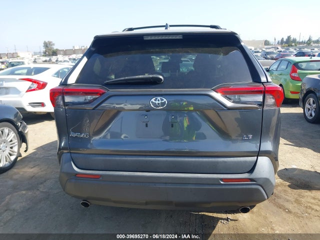 Toyota RAV4 LE 2019 2T3K1RFV7KC013714 Image 16