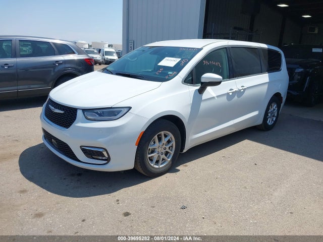 Chrysler Pacifica Touring L 2023 2C4RC1BG1PR521615 Image 2