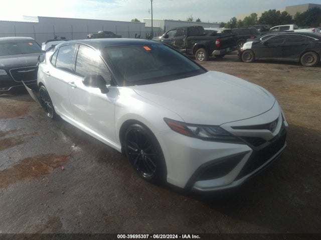 Toyota Camry Xse Hybrid 2022 4T1K31AK8NU036200 головне зображення