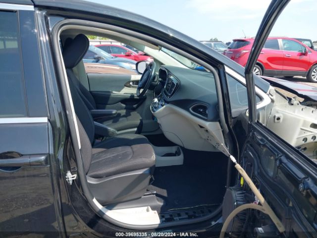 2C4RC1CG2LR234387 Chrysler Voyager Lx