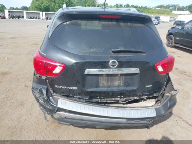5N1DR2MM4JC609636 Nissan Pathfinder S