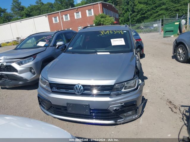 3VV2B7AX2LM156955 Volkswagen Tiguan 2.0t Se/2.0t Se R-line Black/2.0t Sel