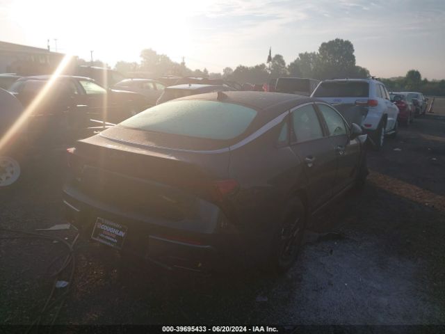 KNAG24J72S5276551 KIA K5 LXS