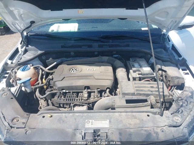 3VWL17AJ0GM206479 Volkswagen Jetta 1.8t Sel