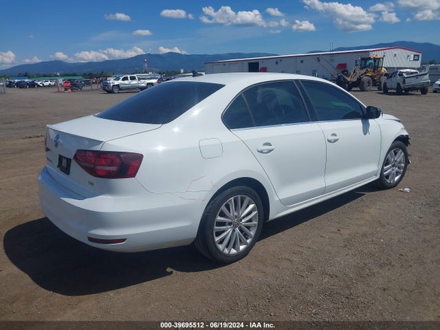 3VWL17AJ0GM206479 Volkswagen Jetta 1.8t Sel