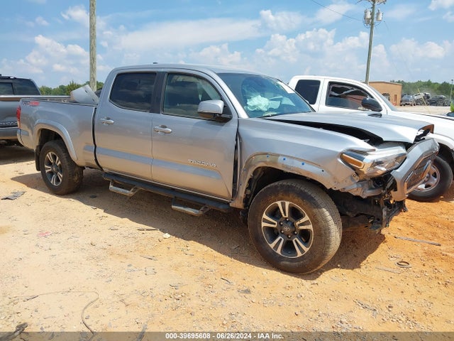 Toyota Tacoma Trd Sport 2018 5TFDZ5BN7JX038332 головне зображення
